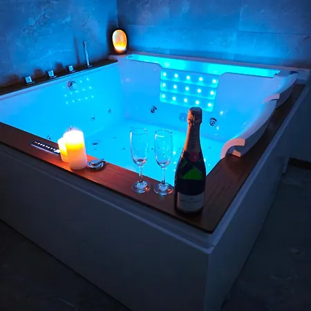 Loft De Luxe Le Chic, Grand Jacuzzi, Vue Port De Plaisance Apartamento Saint-Valery-en-Caux